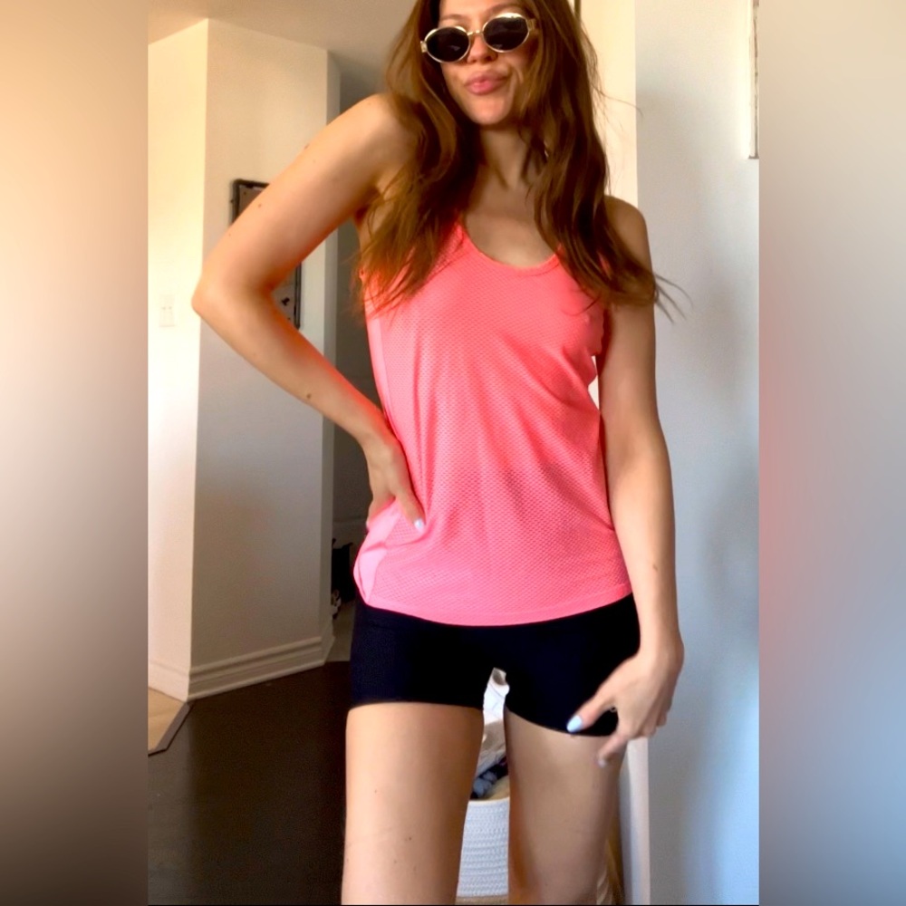Athletic neon coral tank top